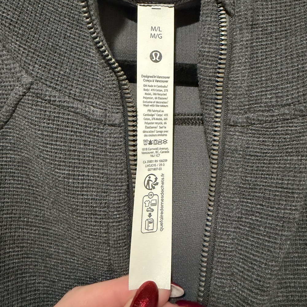 Auth.✅ Lululemon Scuba Waffle Full Zip Hoodie in “Graphite Grey” Size M/L🩶 - Picture 4 of 10